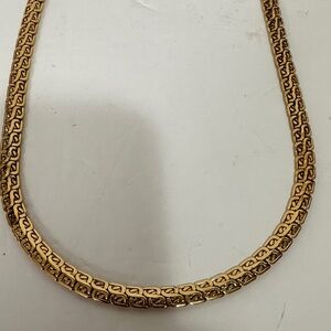 Napier Gold-Tone Patterned Necklace Clasp Closing